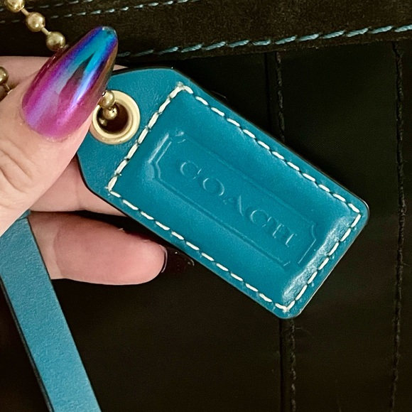 Coach Mini Hampton Tote - Picture 10 of 10